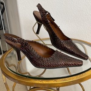 NINE WEST reptile skin brown leather pump,  sling back